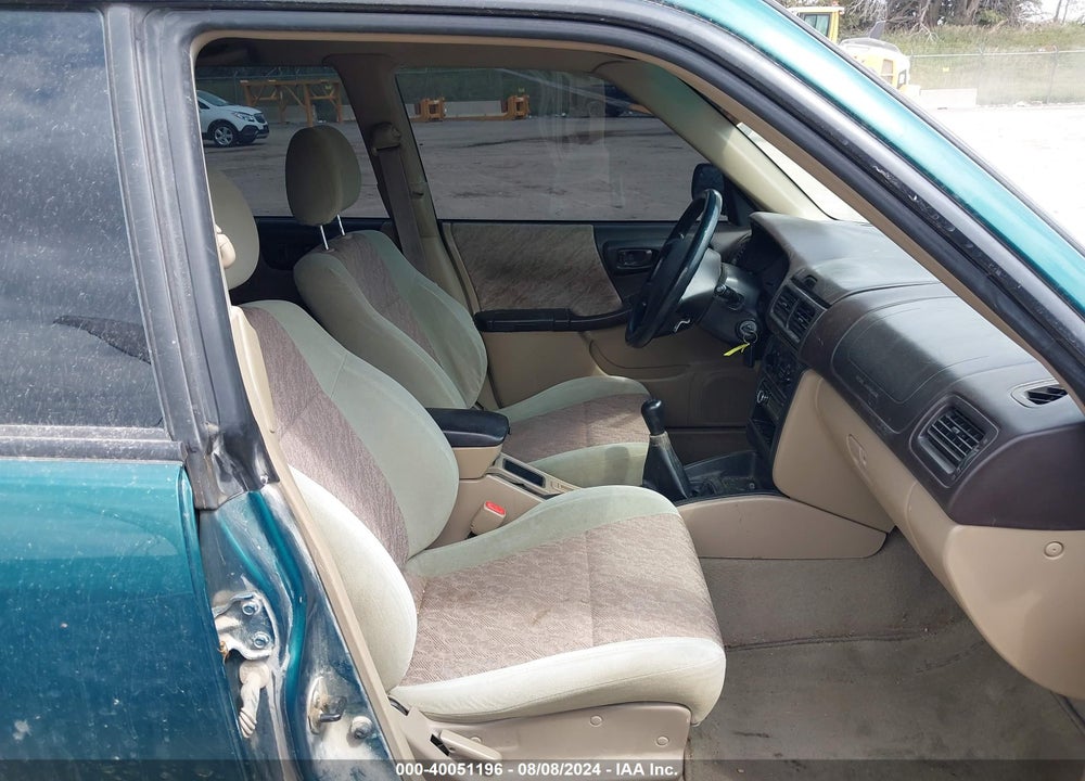 2000 SUBARU FORESTER VIN: JF1SF6353YG718328