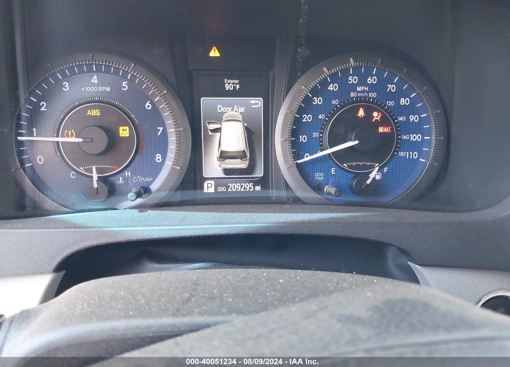 2015 TOYOTA SIENNA XLE 8 PASSENGER VIN: 5TDYK3DC0FS632375