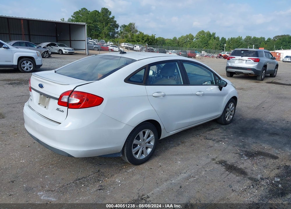 2011 FORD FIESTA VIN: 3FADP4BJ7BM121348