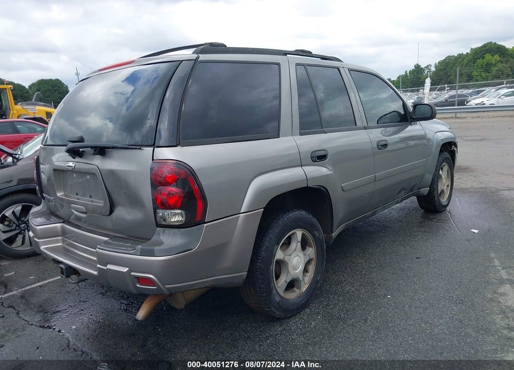 2007 CHEVROLET TRAILBLAZER LS VIN: 1GNDS13SX72233419