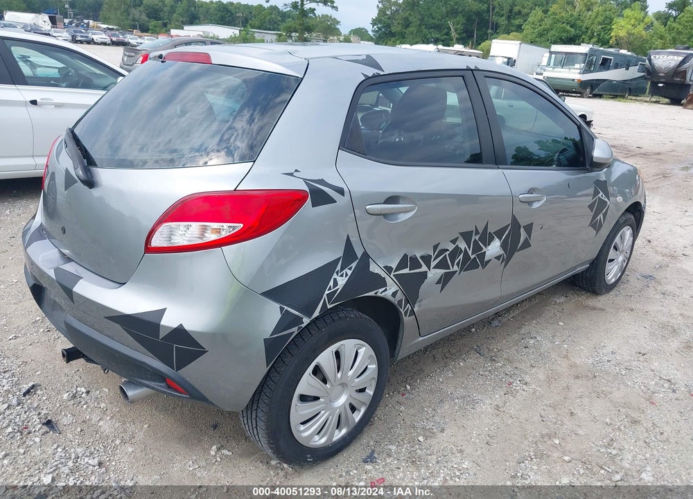 2014 MAZDA 2 SPORT VIN: JM1DE1KZ2E0185504