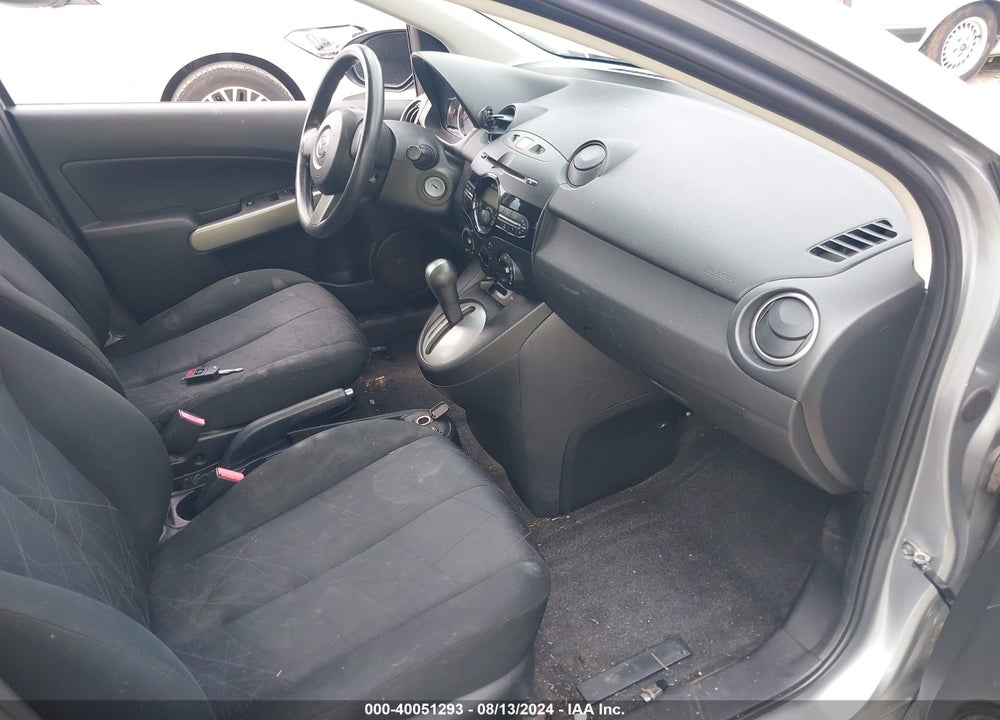 2014 MAZDA 2 SPORT VIN: JM1DE1KZ2E0185504
