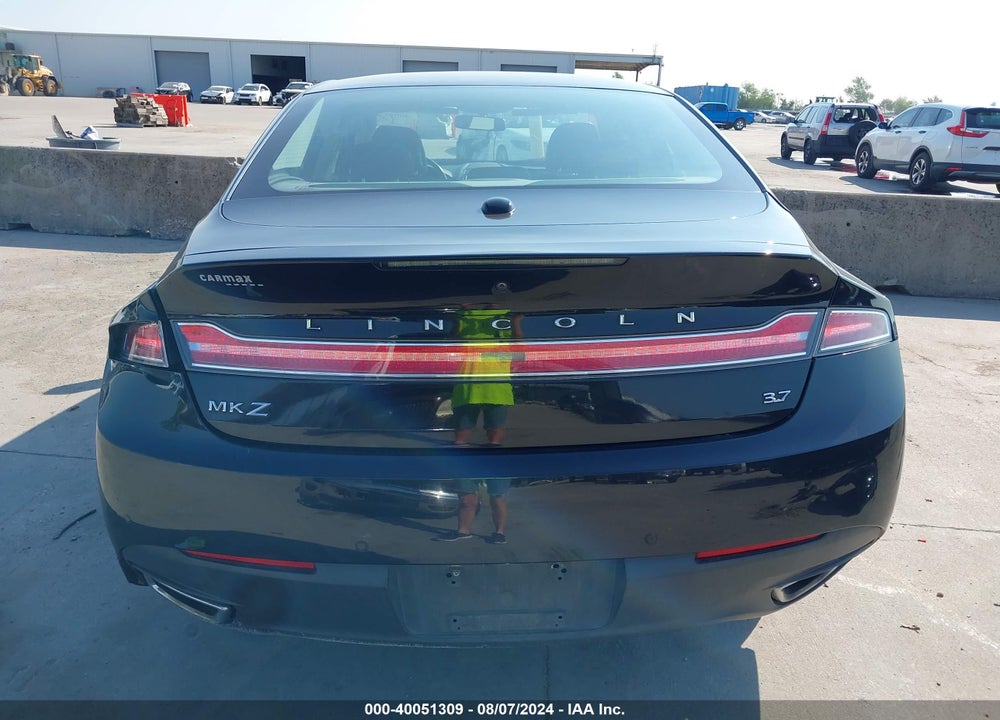 2013 LINCOLN MKZ VIN: 3LN6L2GK0DR828443