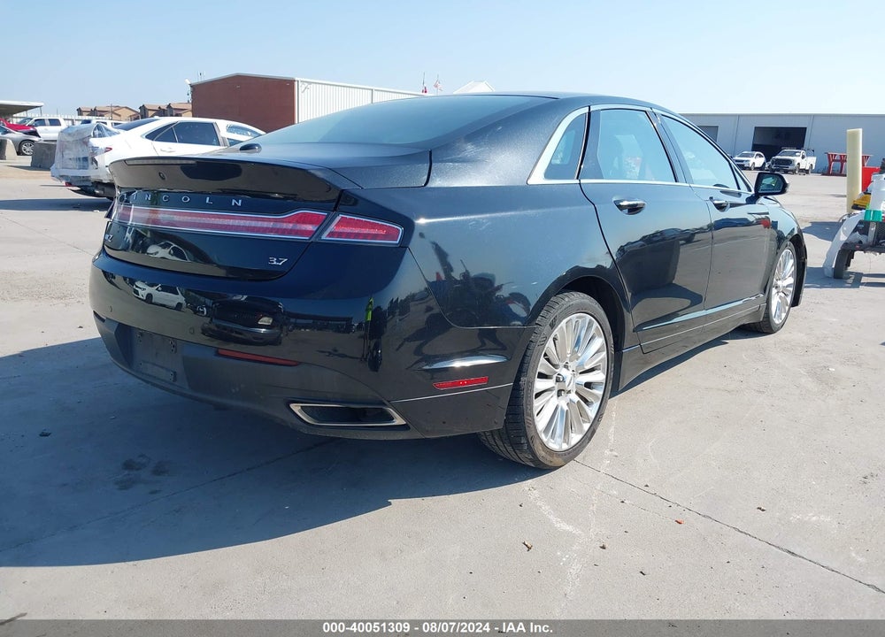 2013 LINCOLN MKZ VIN: 3LN6L2GK0DR828443