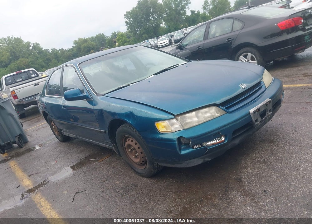 1994 HONDA ACCORD LX/EX VIN: 1HGCD5532RA153084