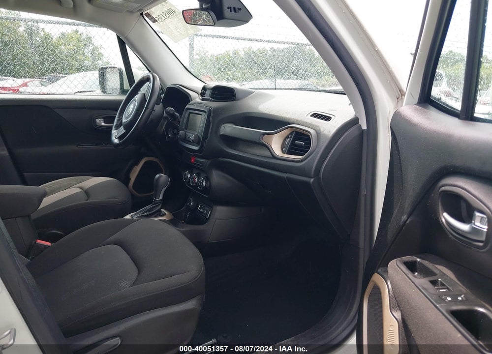 2016 JEEP RENEGADE LATITUDE VIN: ZACCJBBT0GPE01906