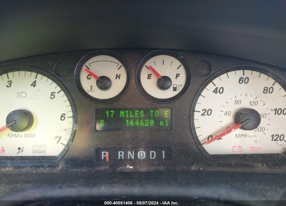 2005 FORD TAURUS SEL VIN: 1FAFP56255A222519