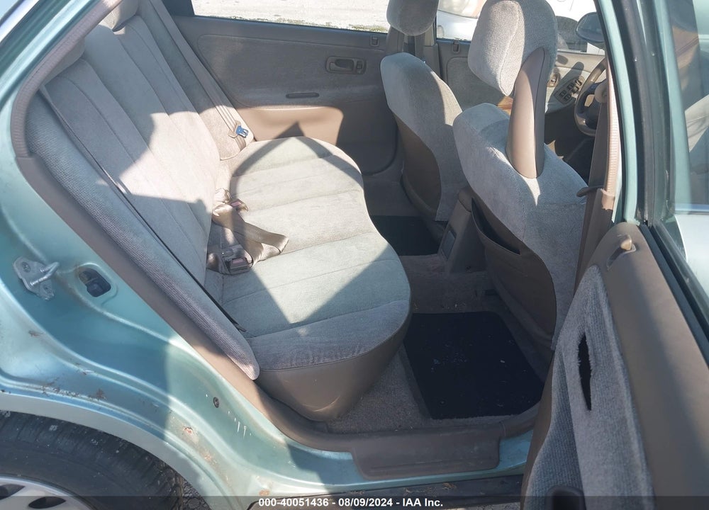 1992 HONDA CIVIC LX VIN: 1HGEG8559NL047930