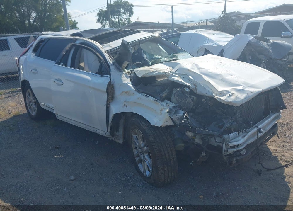 2015 VOLVO XC60 T5 PLATINUM VIN: YV4612RM7F2672527