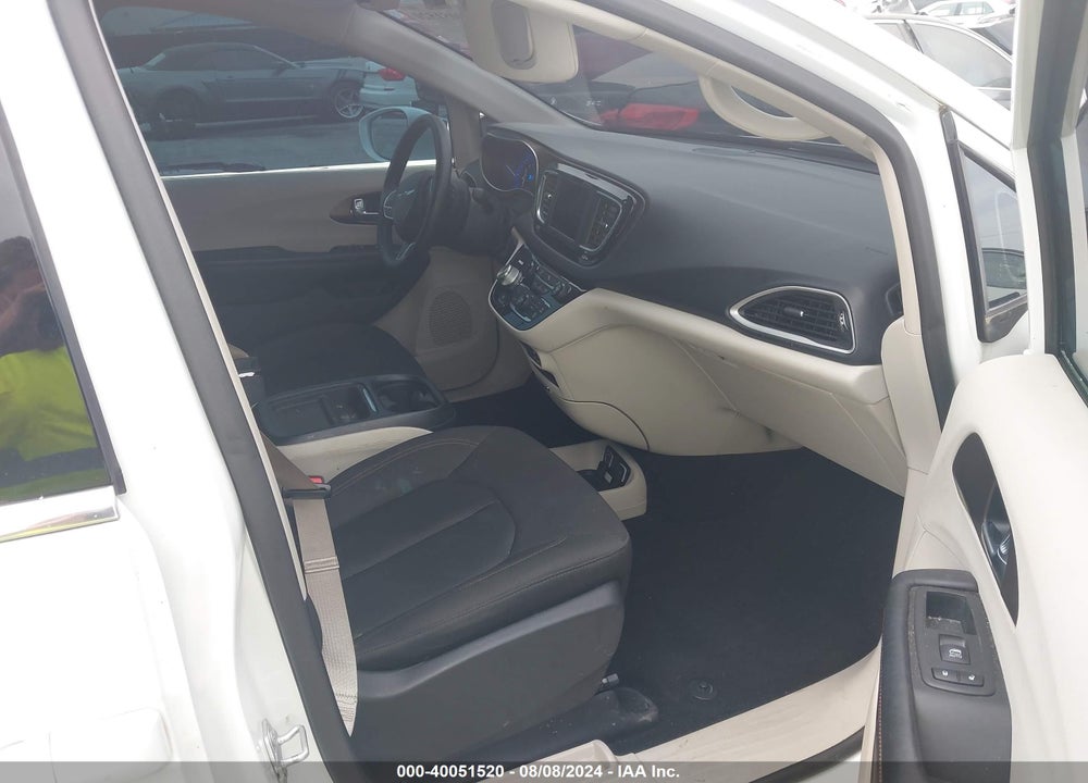 2019 CHRYSLER PACIFICA TOURING PLUS VIN: 2C4RC1FG3KR720927