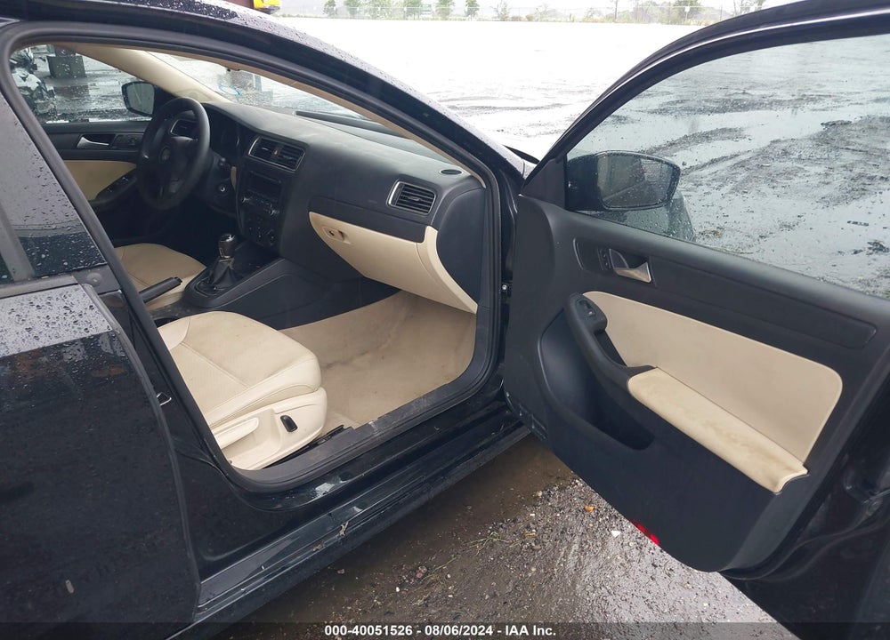 2014 VOLKSWAGEN JETTA 1.8T SE VIN: 3VWB17AJ9EM416880