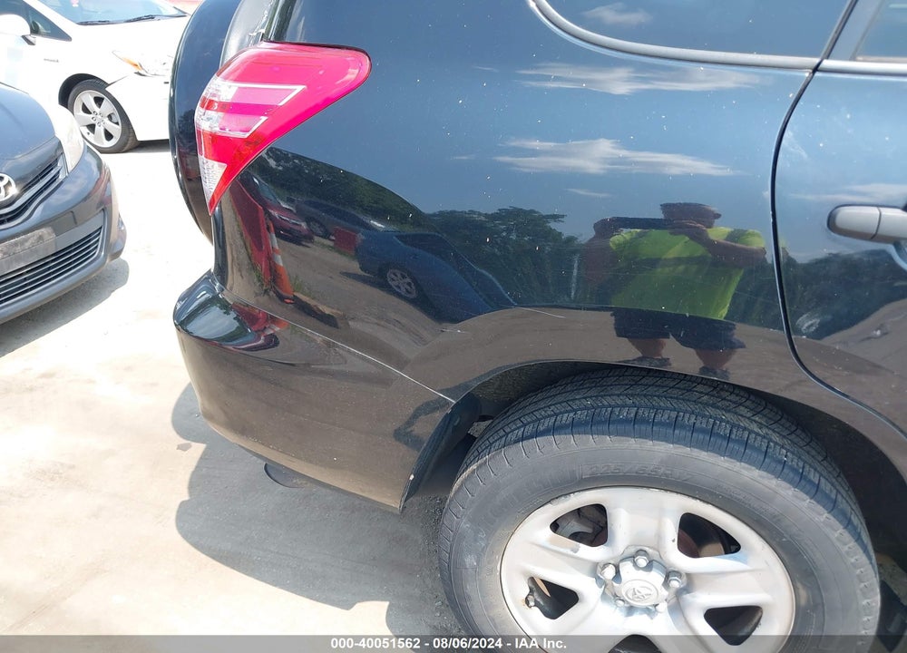 2011 TOYOTA RAV4 VIN: 2T3BF4DV4BW161678