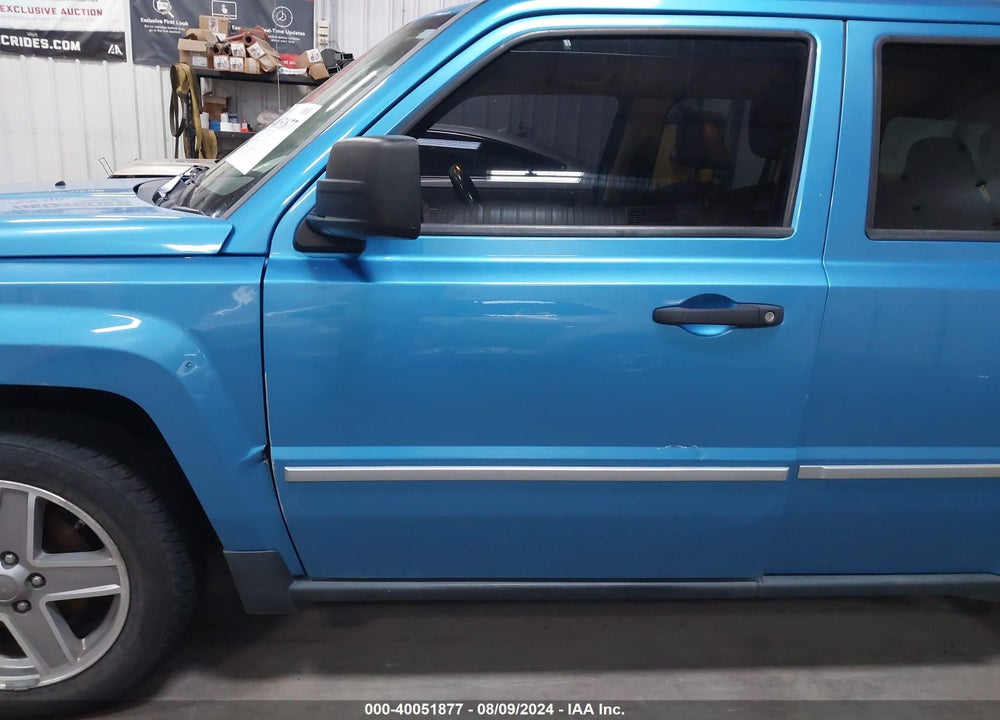 2008 JEEP PATRIOT LIMITED VIN: 1J8FF48WX8D657880