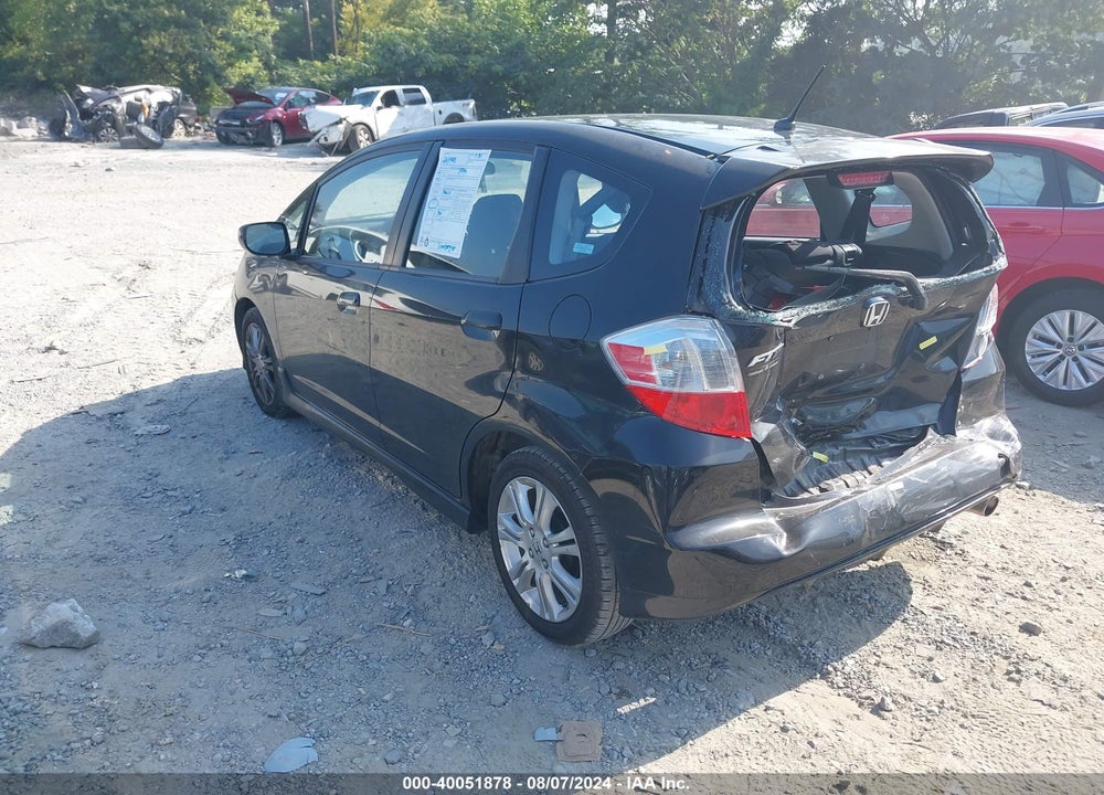 2009 HONDA FIT SPORT VIN: JHMGE886X9S032834