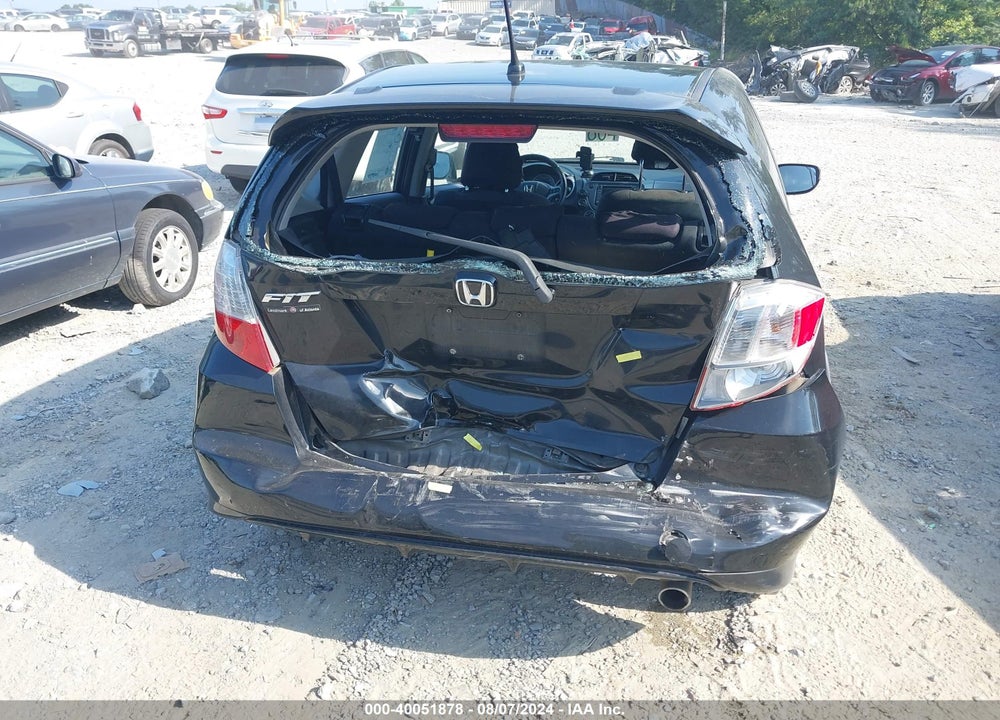 2009 HONDA FIT SPORT VIN: JHMGE886X9S032834