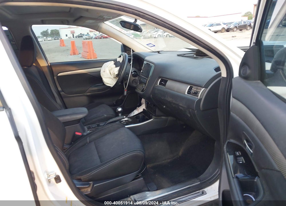 2017 MITSUBISHI OUTLANDER SE/SEL VIN: JA4AD3A39HZ041490