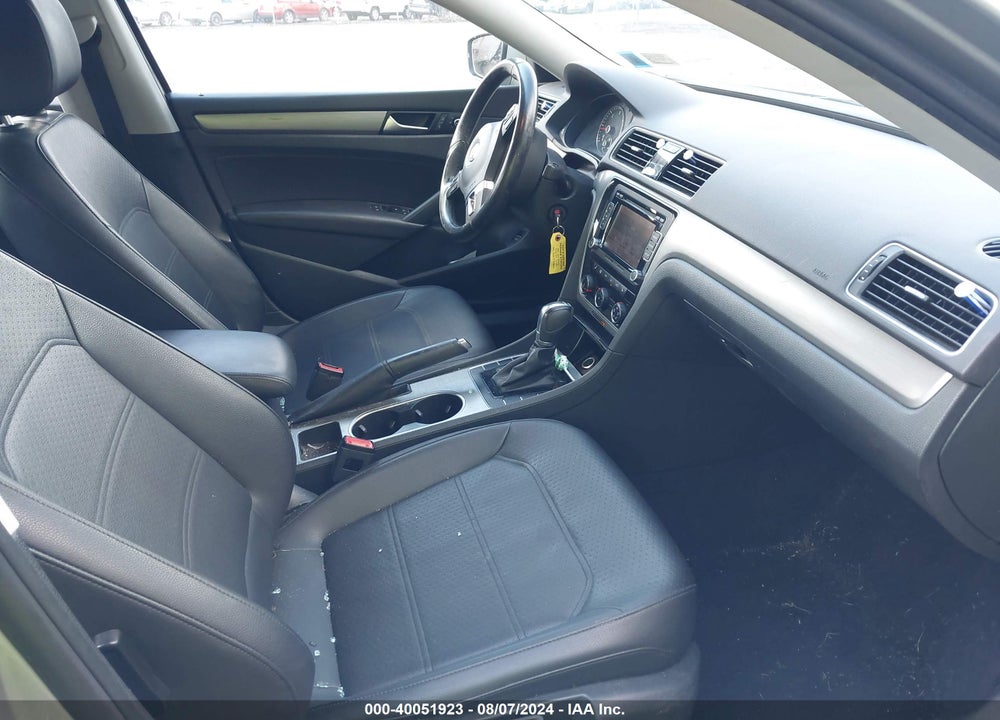 2014 VOLKSWAGEN PASSAT 2.0L TDI SE VIN: 1VWBN7A34EC006723