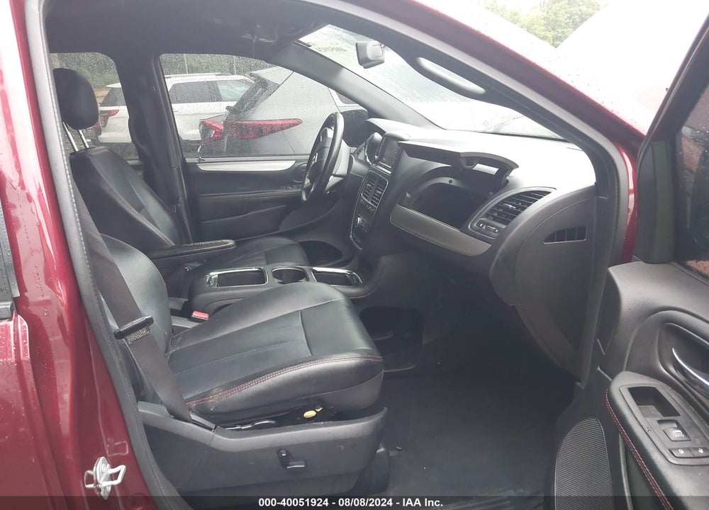 2017 DODGE GRAND CARAVAN GT VIN: 2C4RDGEG9HR766093