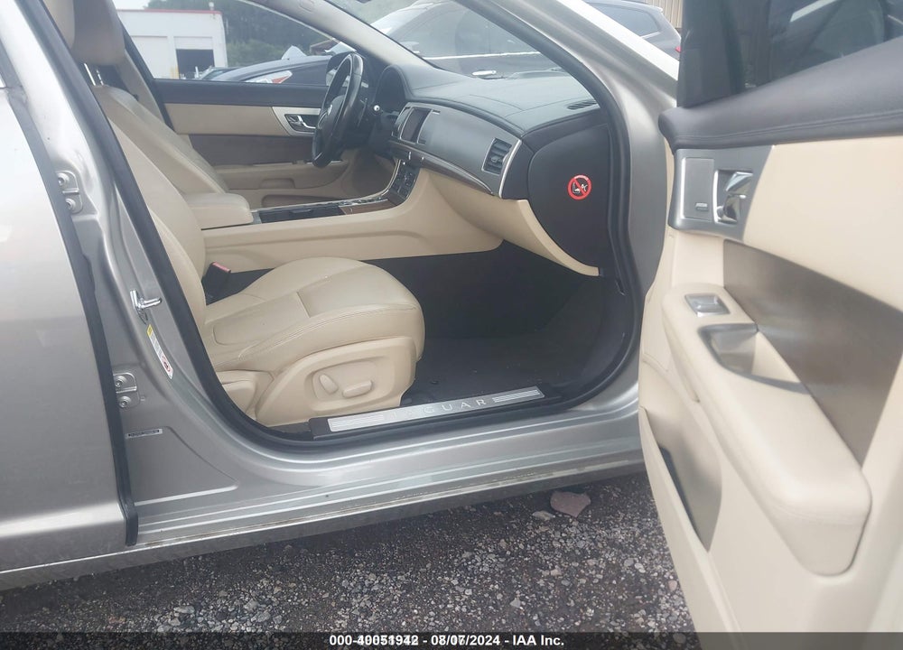 2013 JAGUAR XF V6 SC VIN: SAJWA0E75D8S66703