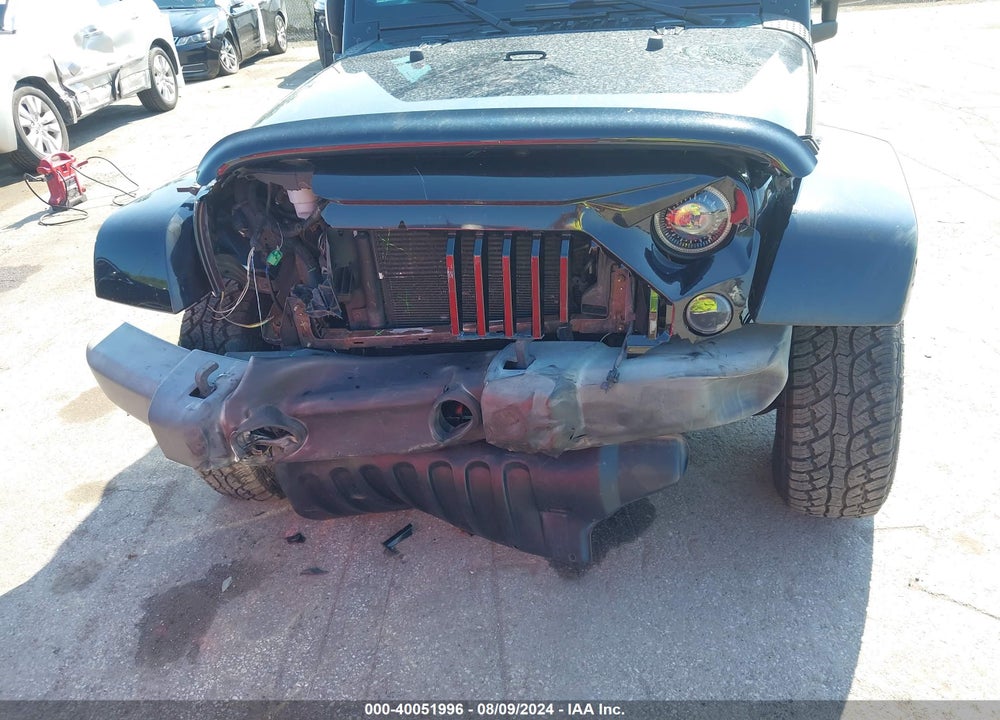 2016 JEEP WRANGLER UNLIMITED SAHARA VIN: 1C4BJWEG1GL226281