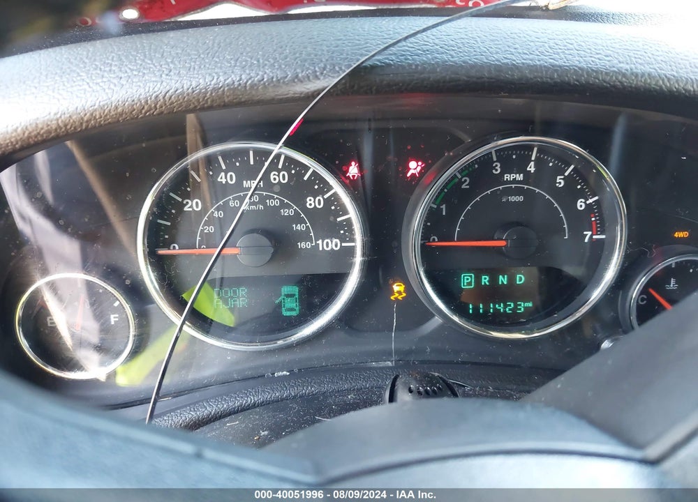 2016 JEEP WRANGLER UNLIMITED SAHARA VIN: 1C4BJWEG1GL226281