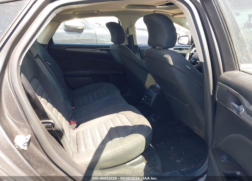2017 FORD FUSION SE VIN: 3FA6P0H74HR349882
