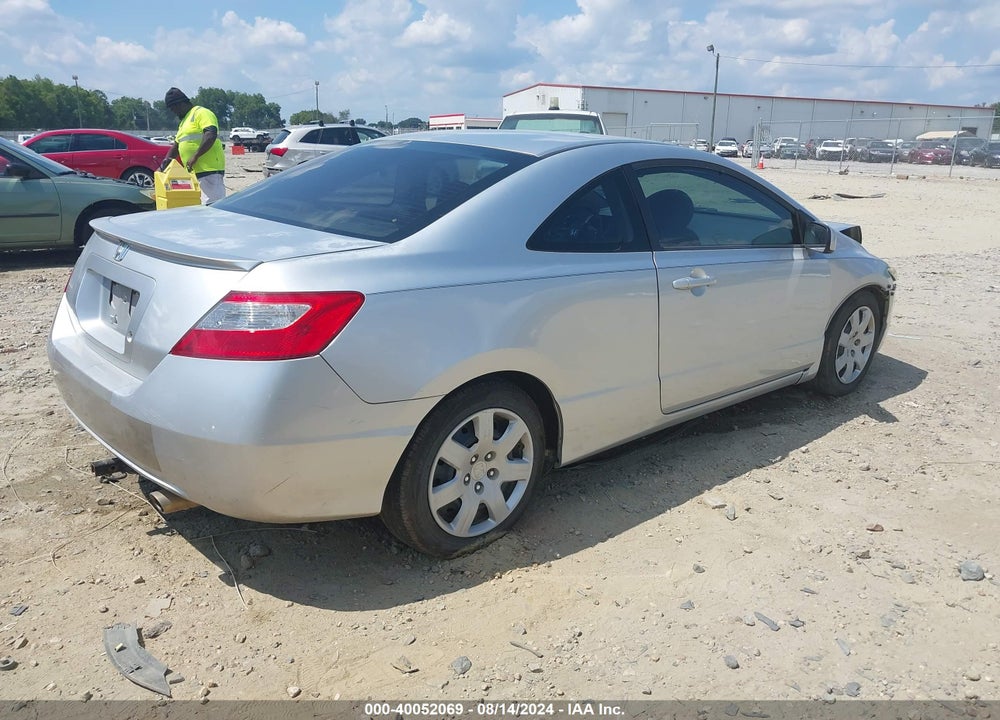 2009 HONDA CIVIC LX VIN: 2HGFG12639H539915