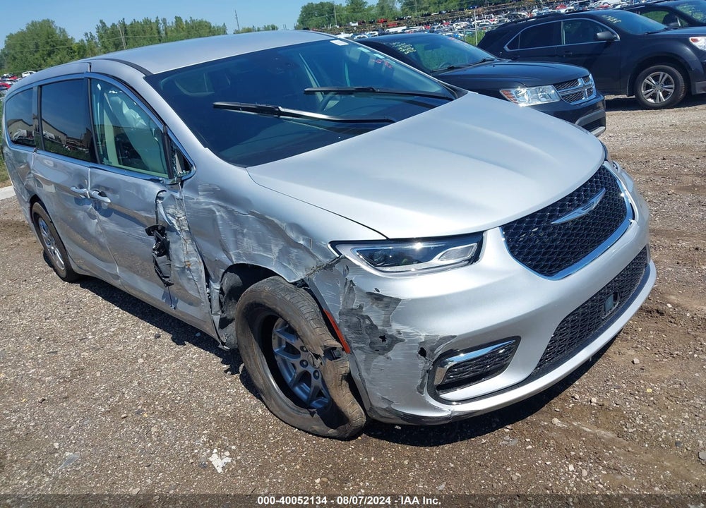 2024 CHRYSLER PACIFICA TOURING L VIN: 2C4RC1BG2RR145302