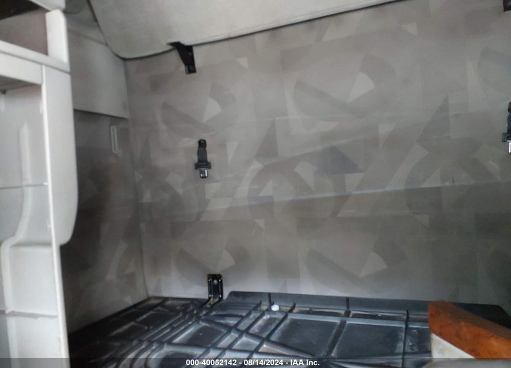 2009 VOLVO VN VIN: 4V4NC9TG29N273438