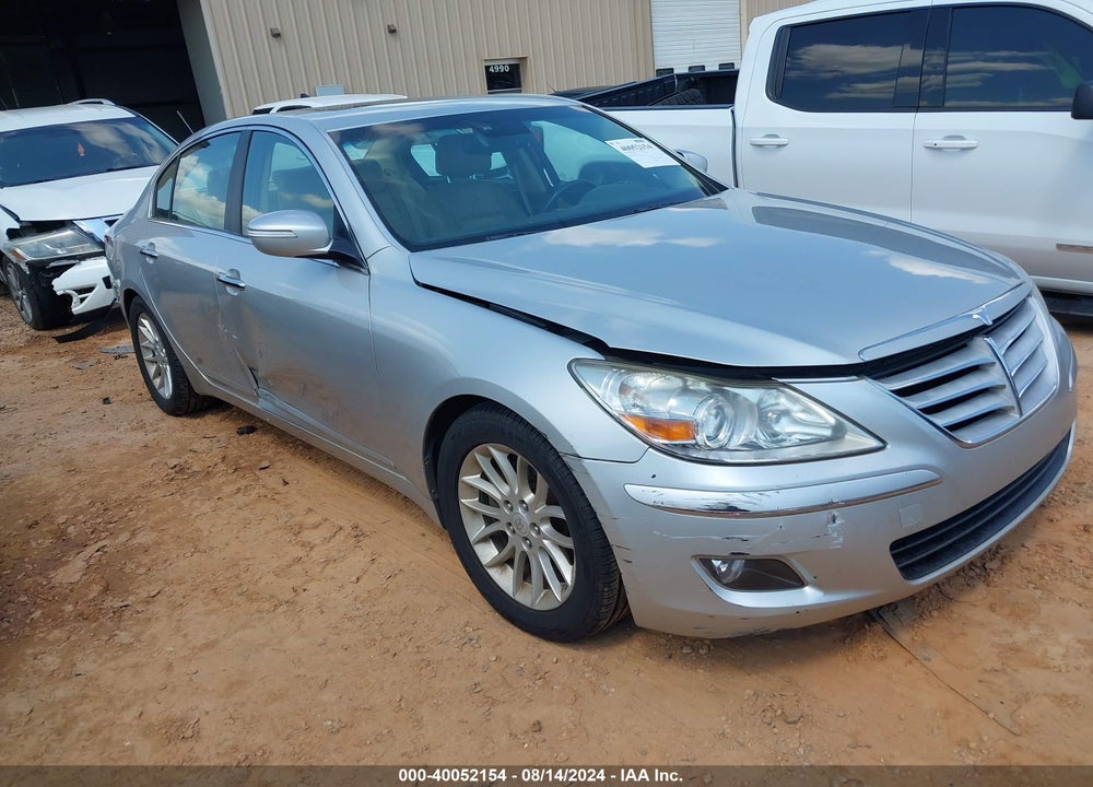 2011 HYUNDAI GENESIS VIN: KMHGC4DE0BU117670