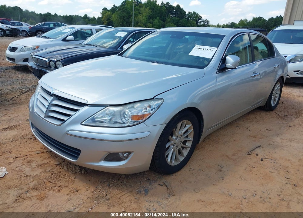 2011 HYUNDAI GENESIS VIN: KMHGC4DE0BU117670
