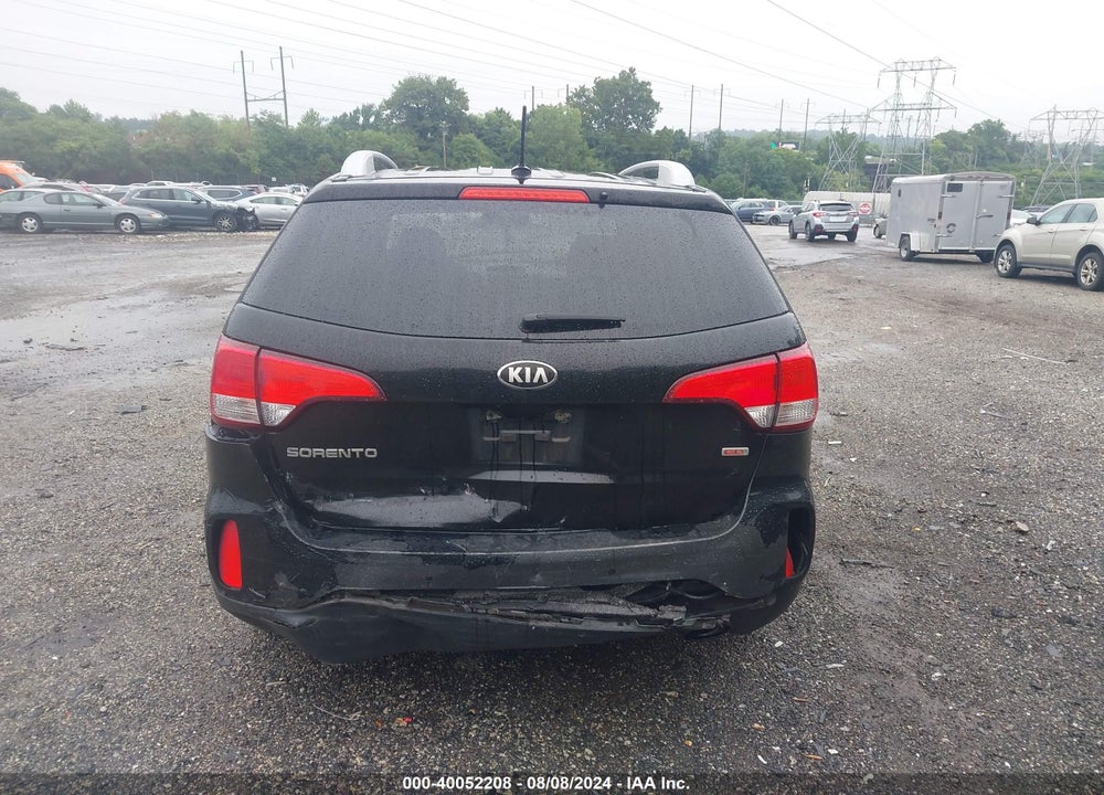 2014 KIA SORENTO LX VIN: 5XYKT4A63EG453556