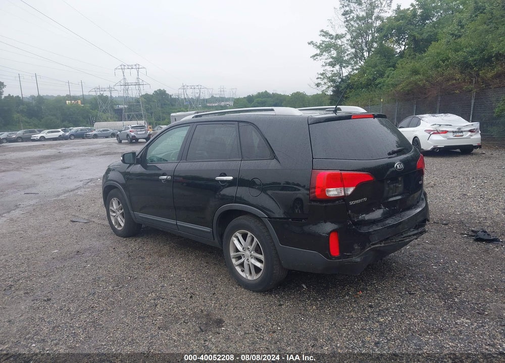 2014 KIA SORENTO LX VIN: 5XYKT4A63EG453556