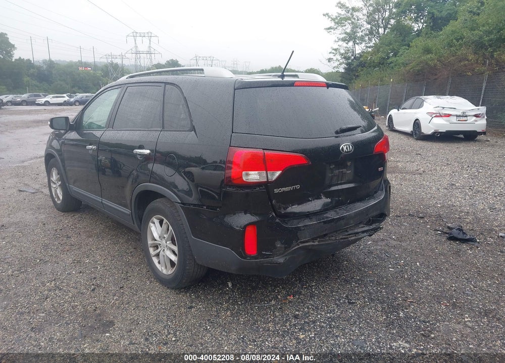 2014 KIA SORENTO LX VIN: 5XYKT4A63EG453556