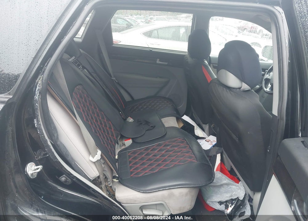 2014 KIA SORENTO LX VIN: 5XYKT4A63EG453556