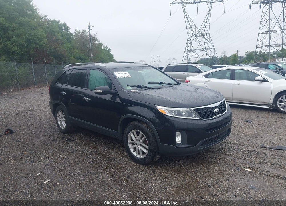2014 KIA SORENTO LX VIN: 5XYKT4A63EG453556