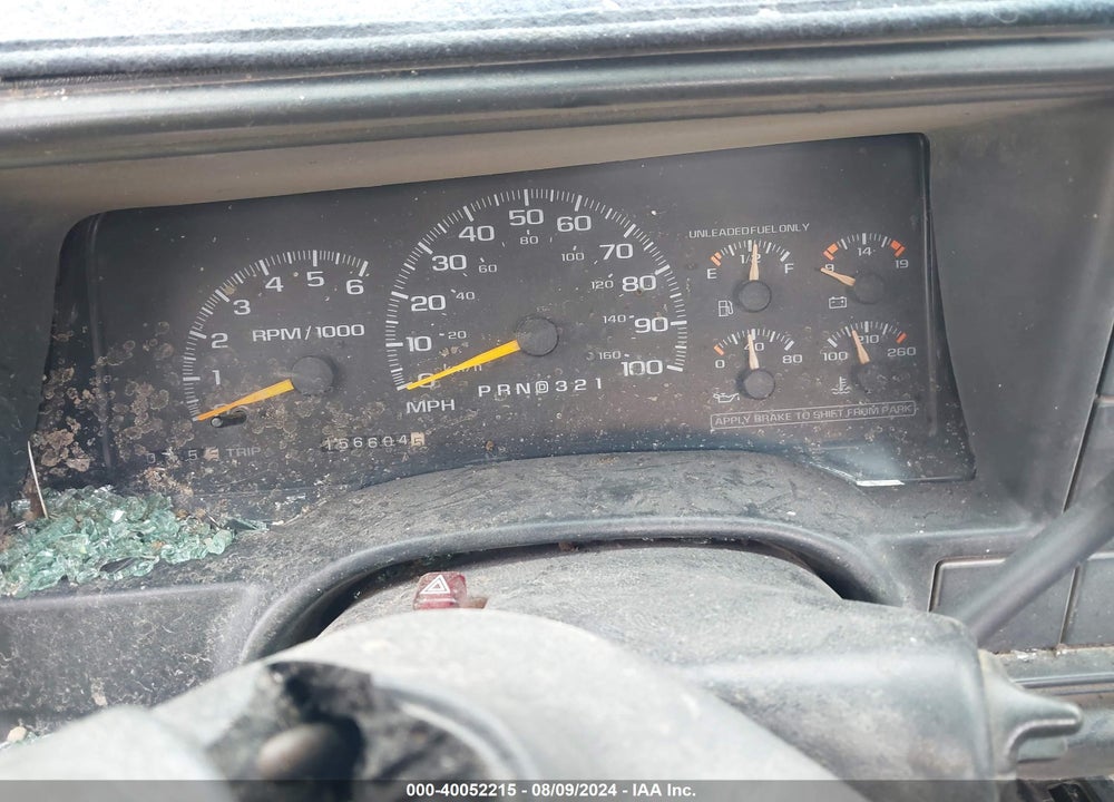 1998 GMC SIERRA 2500 HD SL VIN: 1GTGK24R8WZ526121