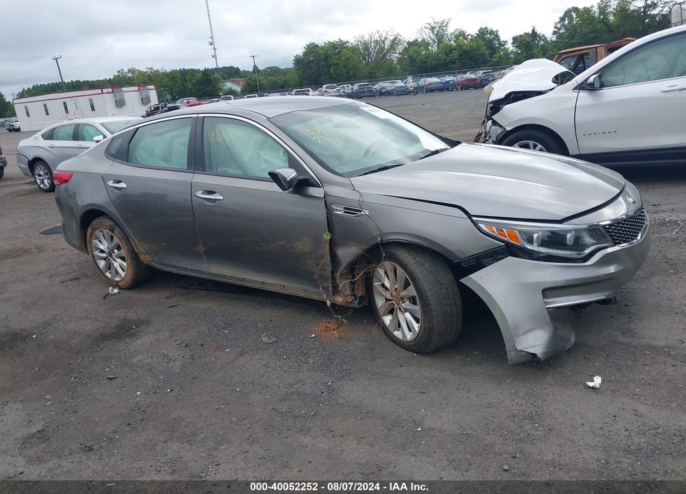 2016 KIA OPTIMA EX VIN: 5XXGU4L32GG111478