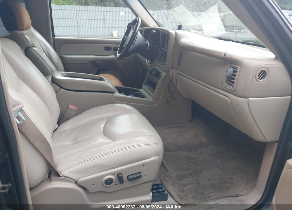 2003 CHEVROLET SUBURBAN 1500 LT VIN: 1GNFK16Z93J326773
