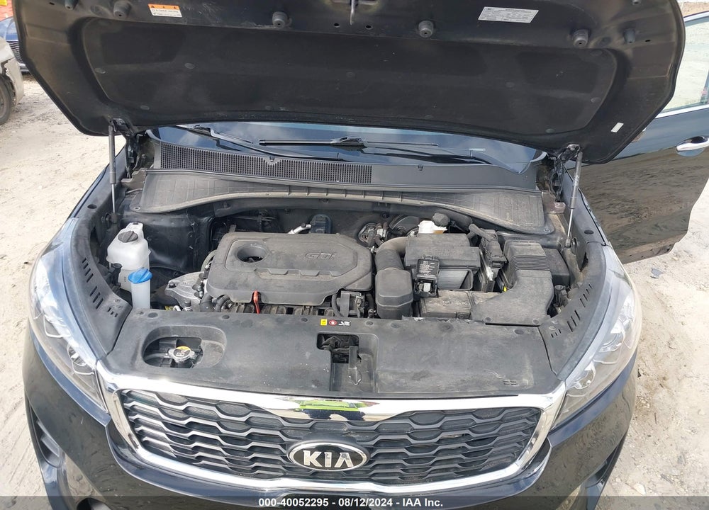 2019 KIA SORENTO 2.4L L VIN: 5XYPG4A30KG584830