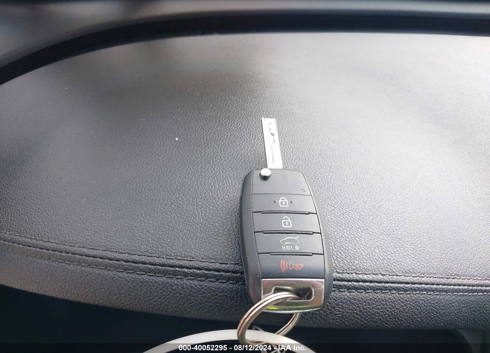 2019 KIA SORENTO 2.4L L VIN: 5XYPG4A30KG584830