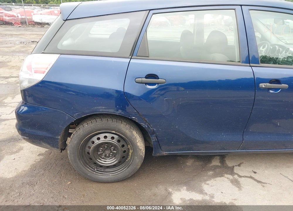 2005 TOYOTA MATRIX VIN: 2T1KR32E15C437575