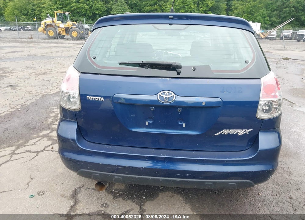 2005 TOYOTA MATRIX VIN: 2T1KR32E15C437575