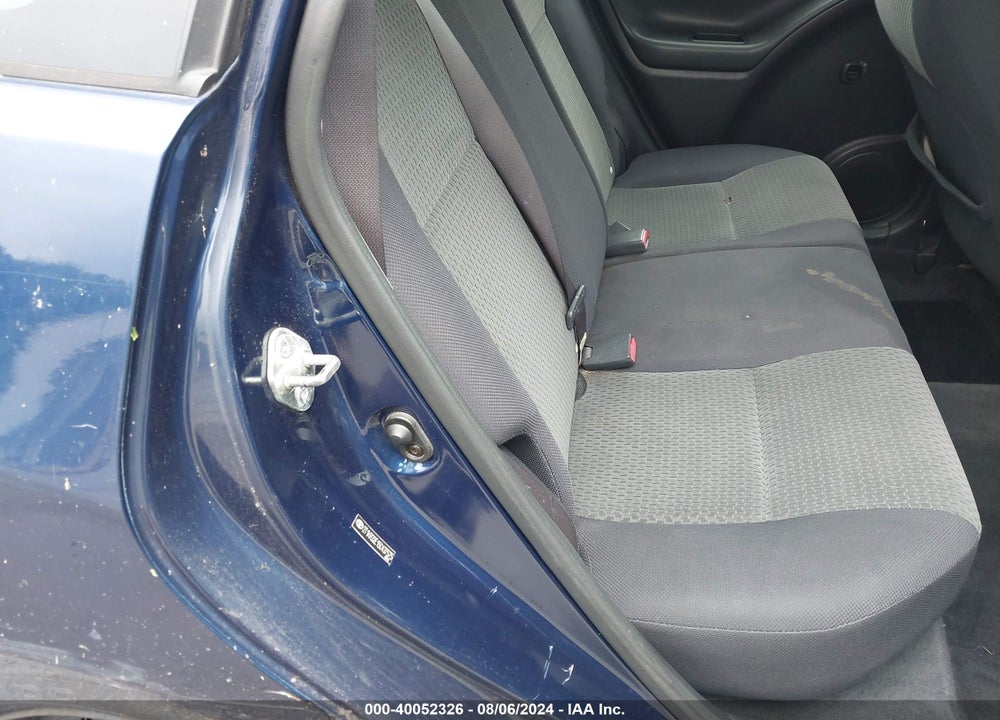 2005 TOYOTA MATRIX VIN: 2T1KR32E15C437575