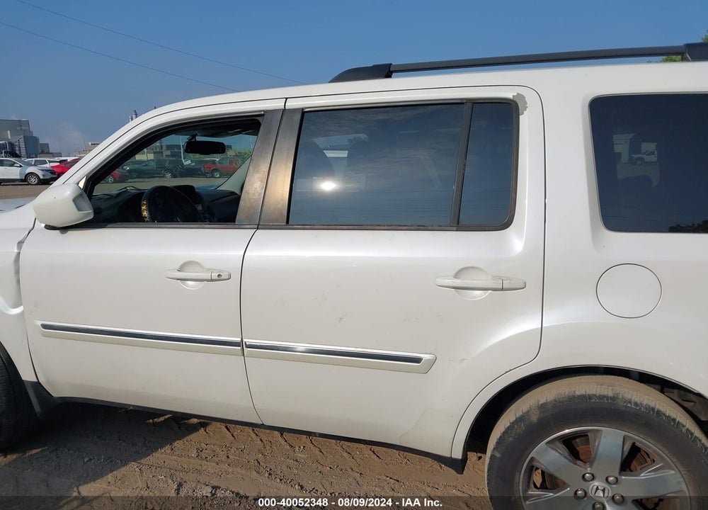 2013 HONDA PILOT TOURING VIN: 5FNYF4H92DB069887