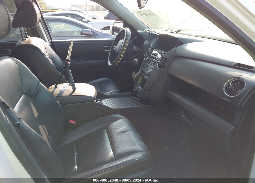 2013 HONDA PILOT TOURING VIN: 5FNYF4H92DB069887
