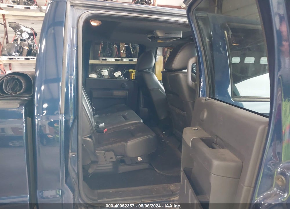 2011 FORD F-250 LARIAT VIN: 1FT7W2BT8BEB71519