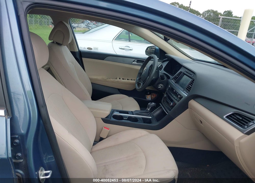 2017 HYUNDAI SONATA SE VIN: 5NPE24AF3HH518354