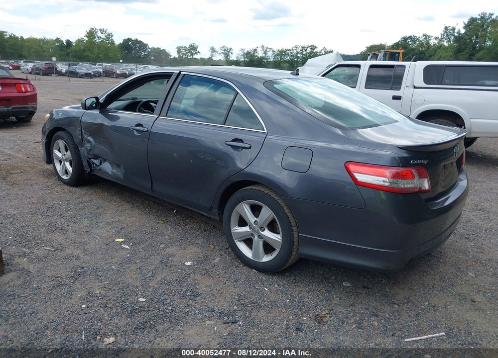 2011 TOYOTA CAMRY SE VIN: 4T1BF3EK1BU677598