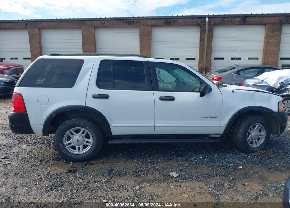 2002 FORD EXPLORER XLS VIN: 1FMDU62E52UB08137